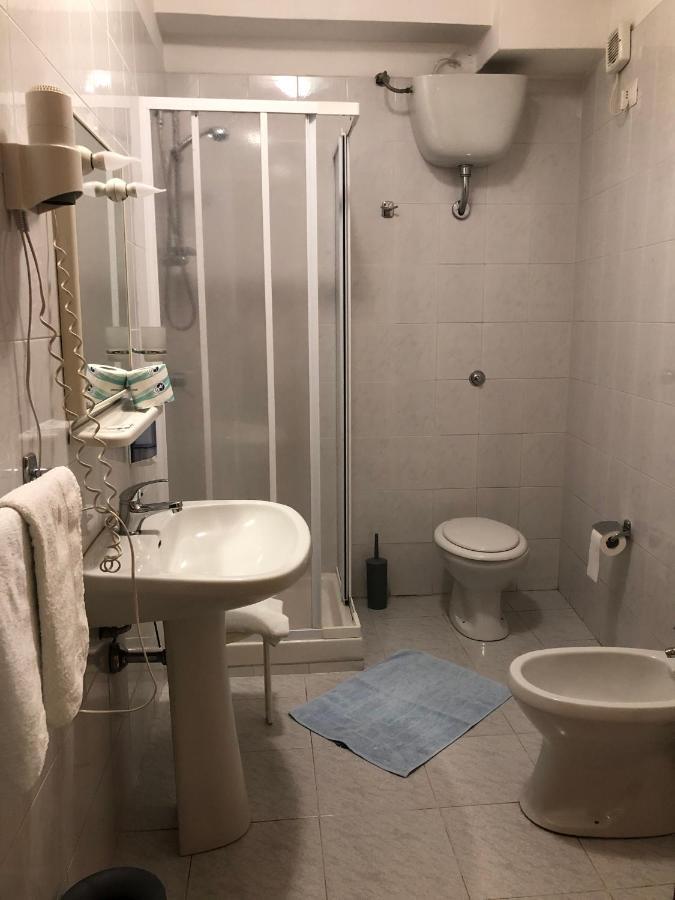 Hotel Centrale Куарту-Сант'Элена Экстерьер фото